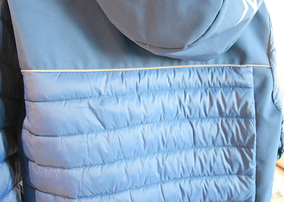 Tape réfléchissante sur mesure cousue dans un vêtement