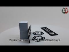 Voir la démo de l'étiquette de transfert thermique en silicone 3D uniforme 5 couleurs avec boucles métalliques