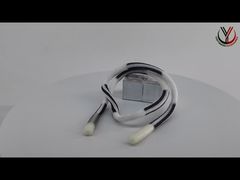 Un regard plus attentif : Cordon de serrage élastique avec logo imprimé et embout en silicone, réalisé par des techniques d'impression