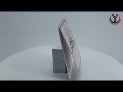 Découvrez pourquoi choisir les étiquettes volantes en papier recyclé imprimées par paillettes de ruban OEM pour les vêtements