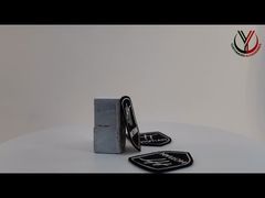 Montre : Patchs sérigraphiés en sergé 3D haute densité de 0,2 mm pour vitrine de vêtements pour enfants