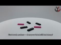 Voir Pourquoi Choisir l'Étiquette en Caoutchouc PVC Gaufré Silicone Suprême Étiquette T-Shirt Séparation des Couleurs Plates