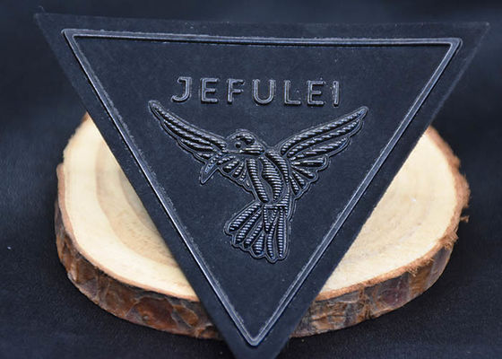 la coutume de logo de 3D TPU a gravé des insignes en refief de tissu de marque de labels pour des vêtements
