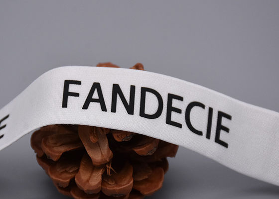 Les vêtements ont adapté la bande élastique aux besoins du client imprimée avec Matte Black Logo