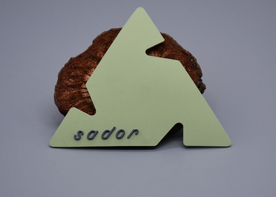 Logo en silicone mat pour vêtements